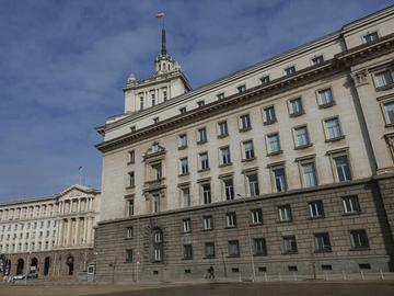 България се нуждае от редовно правителство, посочват в обща позиция ГЕРБ -СДС, "БСП – Обединена левица" и ИТН