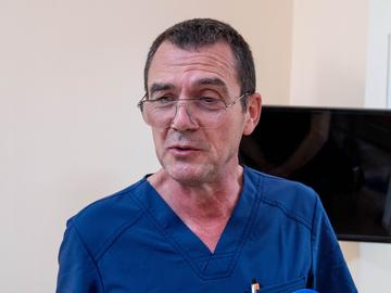 началникът на Родилно отделение д-р Ивайло Балабанов