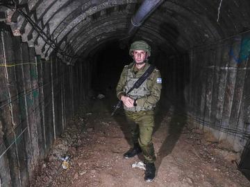 Израелските сили съобщиха, че са открили още тунели на "Хамас" в ивицата Газа