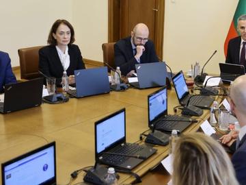 Гюров: Задействаха операция по сплашване срещу Дечев, но кабинетът няма да се огъне