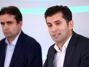 Прокуратурата внесе в съда обвинителния акт срещу Кирил Петков и Божидар Божанов