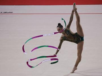 Боряна Калейн е втора, Стилияна Николова - трета в квалификациите на Европейската купа по художествена гимнастика в Баку