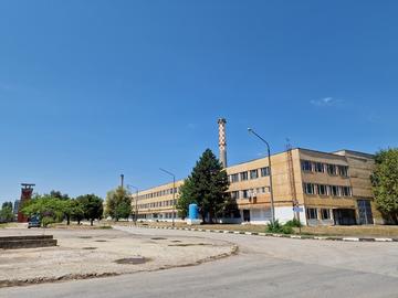 Пожарът в производствения цех в Свищов е напълно овладян, опасност от обгазяване няма