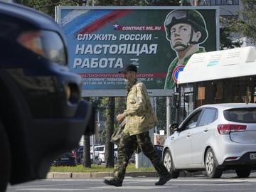 В опит да се привлекат повече бойци за Украйна, в Москва са увеличили рязко заплащането на войниците по договор