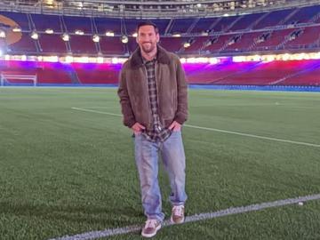 Меси отново стъпи на "Камп Ноу" и намекна за завръщане в Барса