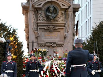 България се прекланя пред Апостола на свободата