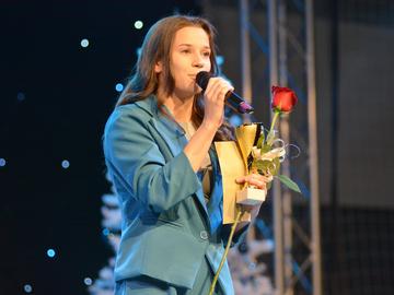 Никол Мартинова.