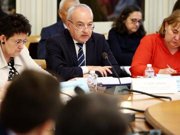 Трудовият стаж вече ще се изчислява почасово, а не по отработени дни