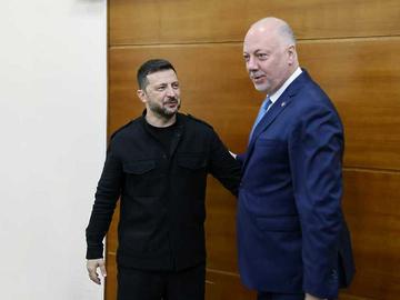 Желязков разговаря със Зеленски, прие покана за среща "Украйна – Югоизточна Европа"