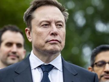 Президентът Тръмп награди Мъск с най-високото научно отличие на САЩ