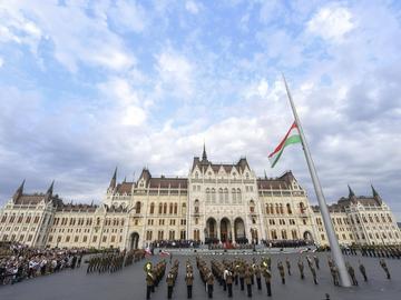 Ясна е датата, на която се очаква унгарският парламент да гласува "за" Швеция в НАТО