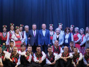 Голям концерт на таланти от СУ “Сава Доброплодни” в Турция