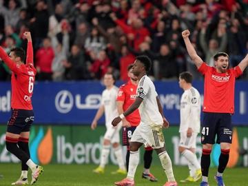 Не само Барса е в криза: Късен гол шокира Реал в Памплона