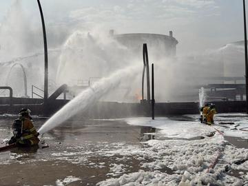 След заканата си срещу срещу 18 компании: Иран удари централа на Amazon в Бахрейн