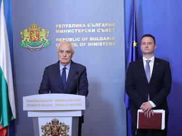 Няма пряка военна заплаха за България, стана ясно след свиканото от премиера съвещание за Близкия изток