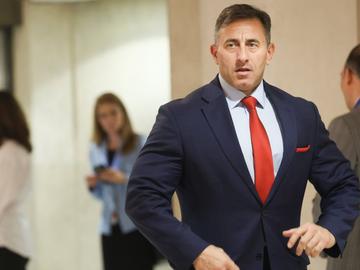 Румен Спецов е вписан като особен управител на "Лукойл"