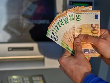 Кабинетът предлага 660 евро минимална заплата от 1 януари 2027 г.