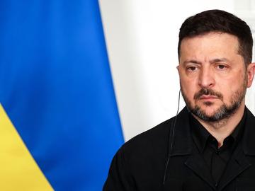 Зеленски издаде указ "да се разреши" провеждането на парада за Деня на победата в Москва