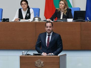 Брендо влязъл в България с мистериозно кацналия самолет през пролетта на 2022 г.