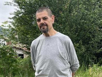 43-годишният Светослав Николаев от Шумен спешно се нуждае от средства за лечение в чужбина