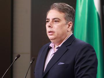 Асен Василев: Защо не е предотвратена атаката с дронове по корабите при удвоен бюджет за армията