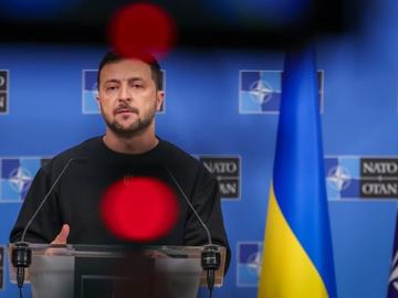 Зеленски се закани да удари Беларус заради руска транслационна техника