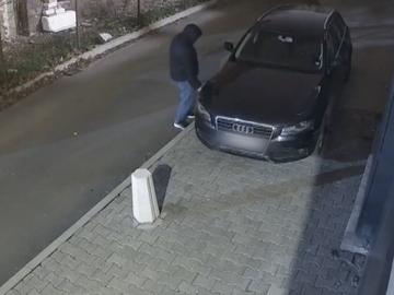 Десетки автомобили осъмнаха с нарязани гуми в столичния квартал "Мотописта"