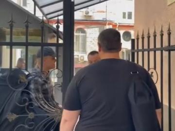 Брендо остава в затвора, новият началник оттегли искането да бъде пуснат предсрочно