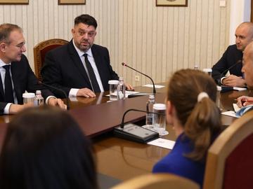 БСП няма да подкрепи референдума на Радев за еврото