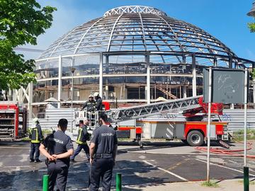Построеното от България в Скопие копие на Софийския цирк изгоря 41 г. след оригинала у нас