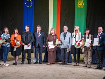 Връчиха Наградата на Шумен за култура, отличието „Златна значка“ и званието „Почетен гражданин“