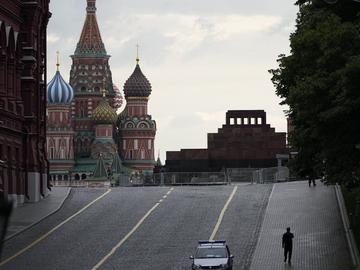 Москва отне акредитациите на шестима британски дипломати, обвинявайки ги в шпионаж