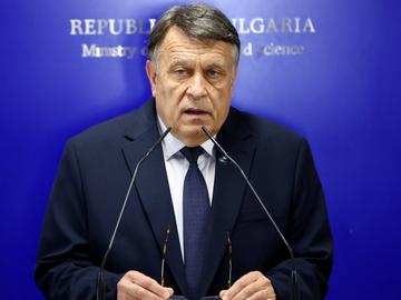 Просветният министър на 15 септември: Децата да се учат да задават въпроси и да търсят отговори
