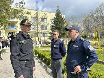 Следят и с дрон за обществения ред и честността на вота в Шуменско