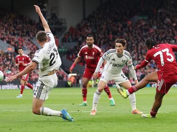 17-годишен припомни вкуса на победата за Ливърпул