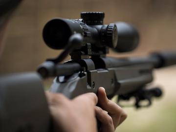 Хванаха в Бургас руснак с пушка с оптика и стотици боеприпаси