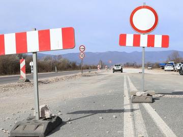 След повече от 5 години чакане: Пускат отсечката Мездра - Ботевград утре следобед