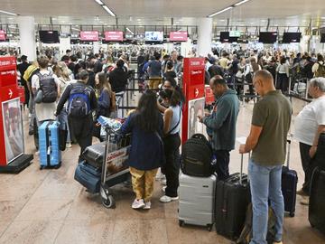 Летището в Брюксел отмени половината от полетите за неделя заради кибератаката