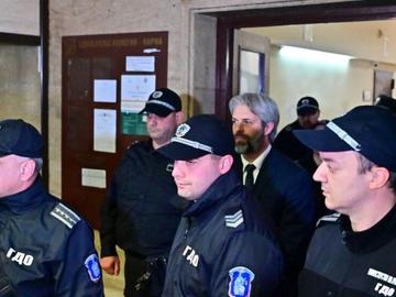 За 4 часа събраха 240 000 лева за гаранцията на варненския кмет