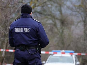 Дрогиран преследва бившата си съпруга с кола и я прегази в старозагорско село