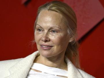 Памела Андерсън: Чувствам свобода, откакто спрях да нося грим