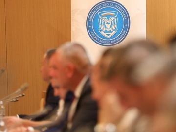 Военното разузнаване регламентира внедряването на агенти в институции и фирми