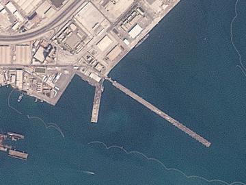 Иран атакува Бахрейн, ракети и дронове удариха жилищни сгради и хотел в столицата Манама