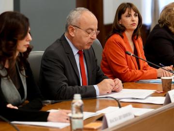 Минималната заплата ще има долна и горна граница, ще се определя на два етапа