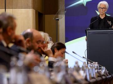 Президентът на ЕЦБ: С гордост приветстваме България в евросемейството