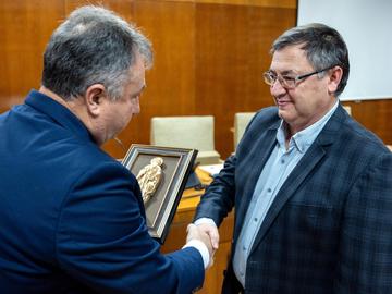 Връчиха наградите „Лекар на годината“ и „Медицински колектив“ на Шумен
