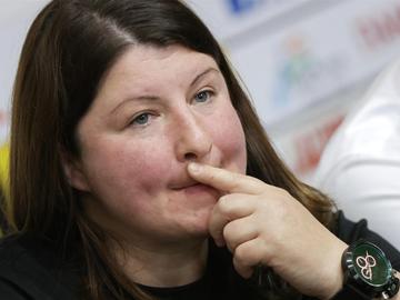 "Вкарахте ме в цирк". Станка Златева бе изслушана в Комисията за защита от дискриминация