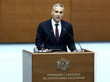 Андрей Гюров зададе 7 ключови приоритета в програмната си реч пред НС