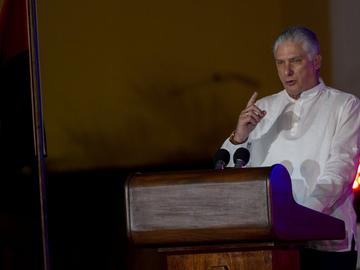 Куба одобри мерки за преход към военно положение