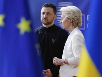 Ройтерс: "Мирът" в Украйна ще доведе до образуването на икономическа черна дупка